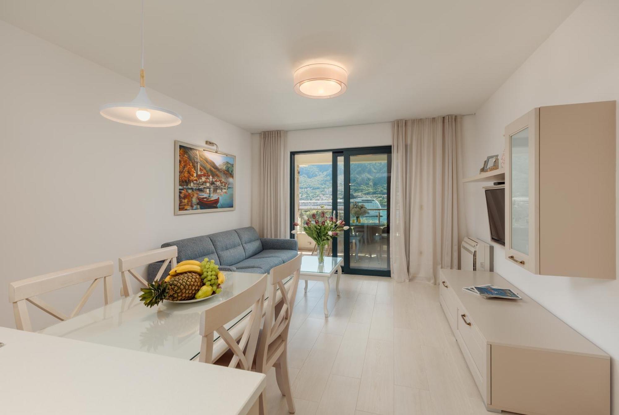 Apartments Los Olivos โกตอร์ ภายนอก รูปภาพ