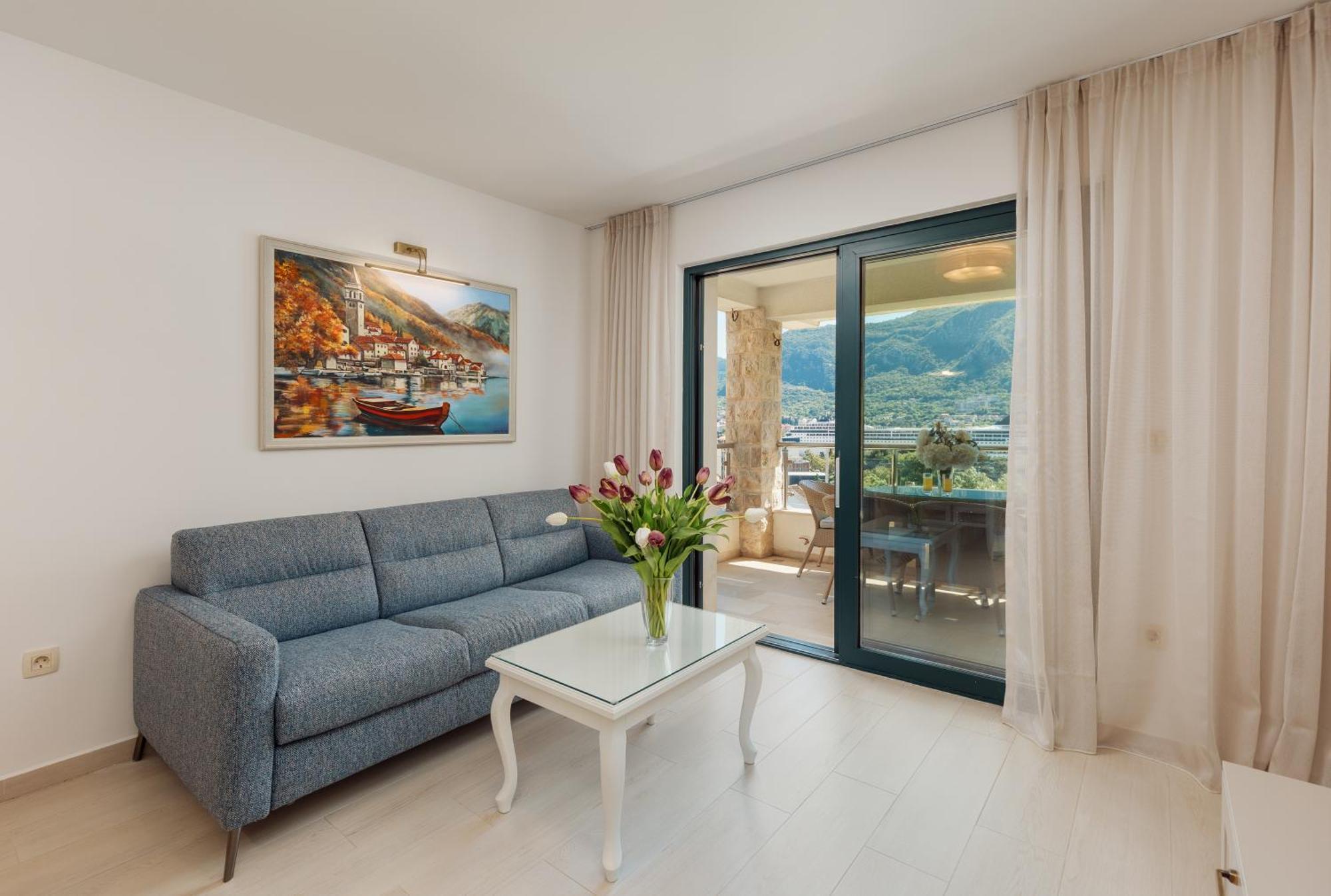 Apartments Los Olivos โกตอร์ ภายนอก รูปภาพ
